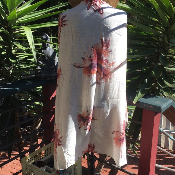 New! Ivory Floral Kimono - Picture 10 of 11